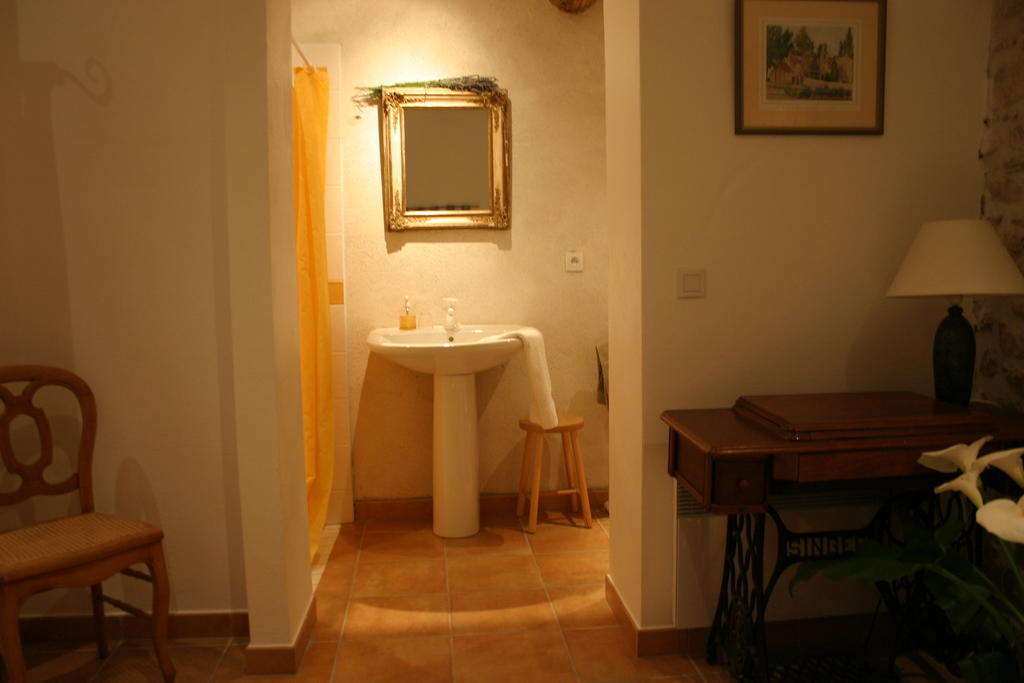 Gîte Le Gré Chantemerle-lès-Grignan Camera foto